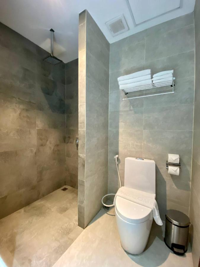 Lcs Hotel & Apartment Phnom Penh Exterior photo